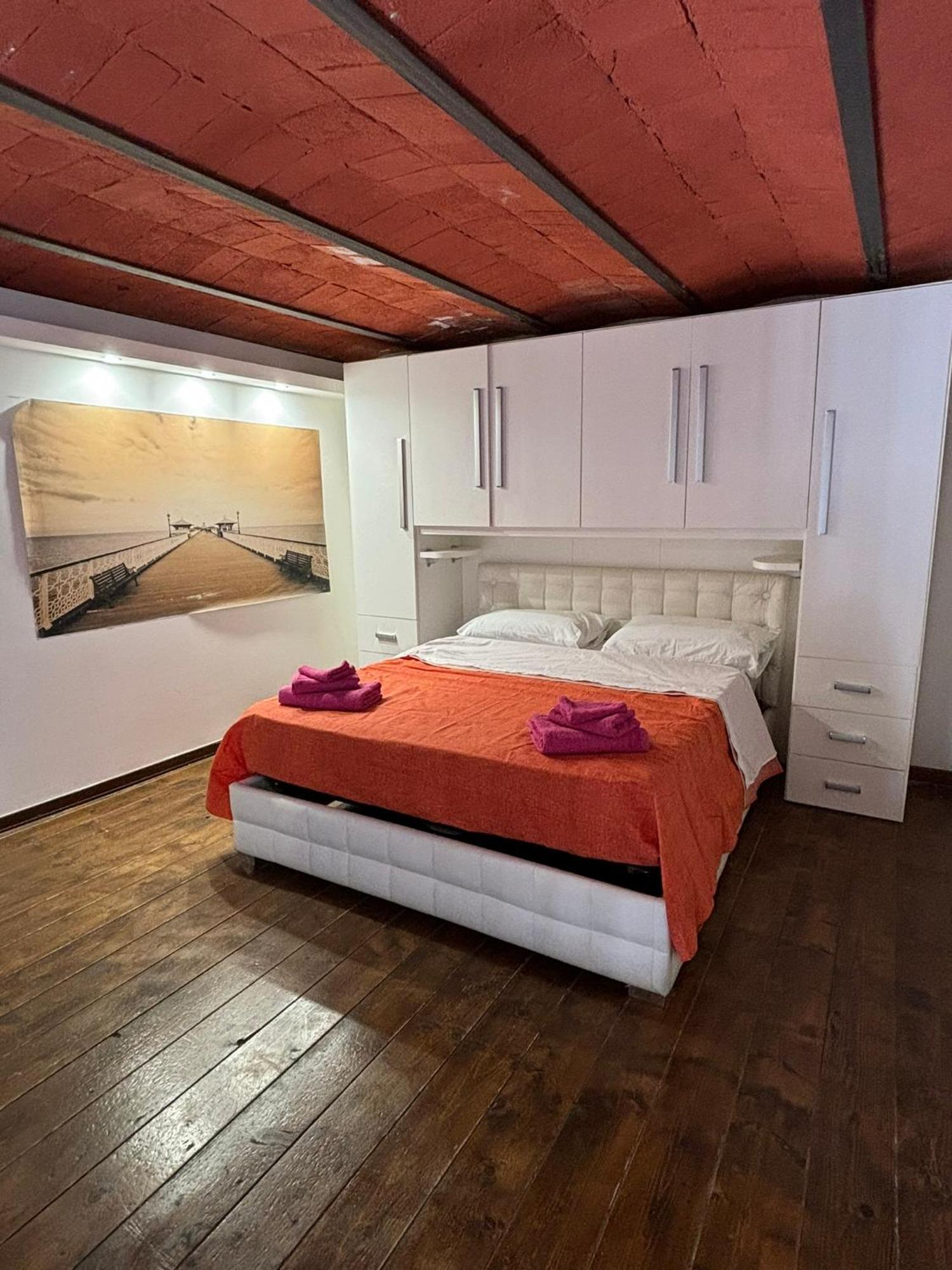 Azzurra Apartment Napoli Bagian luar foto